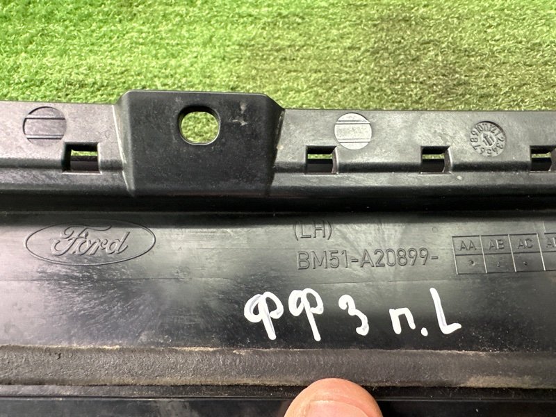 Накладка двери наружная Ford Focus 3