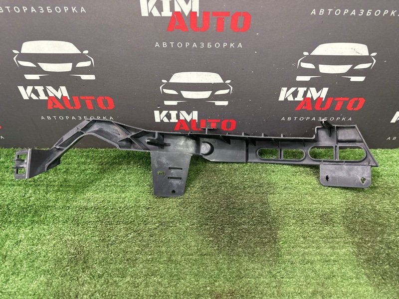 Кронштейн бампера Opel Astra J