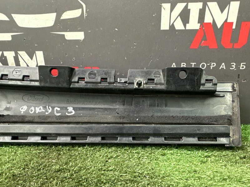 Накладка двери наружная Ford Focus 3