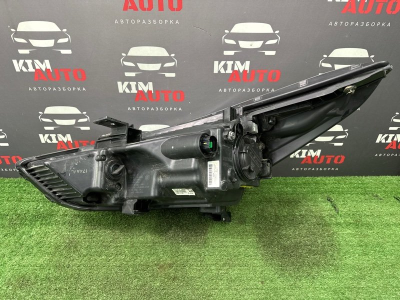 Фара Hyundai Solaris 2