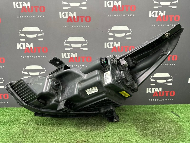 Фара Hyundai Solaris 2