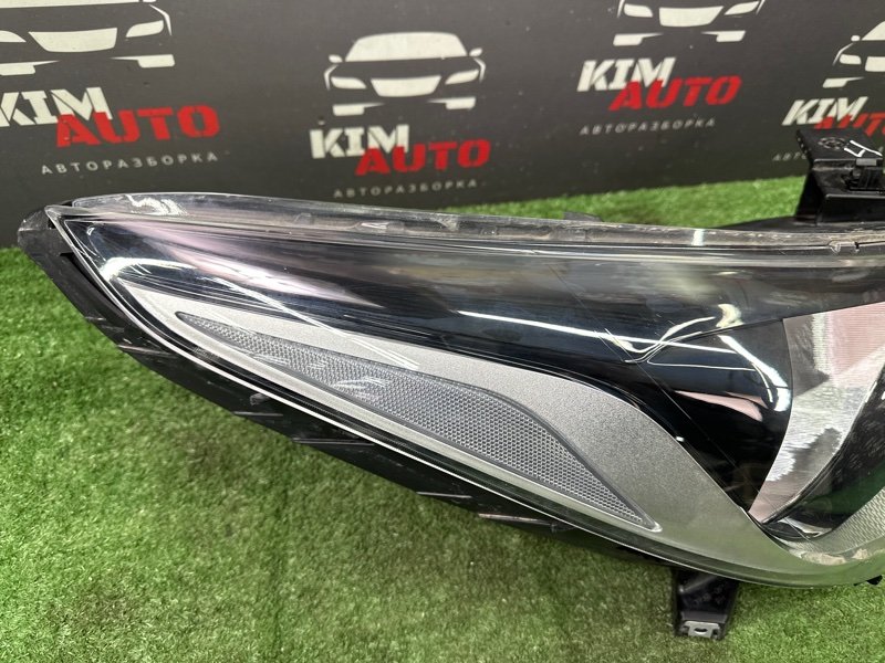 Фара Hyundai Solaris 2
