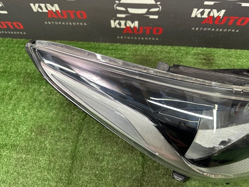 Фара Hyundai Solaris 2