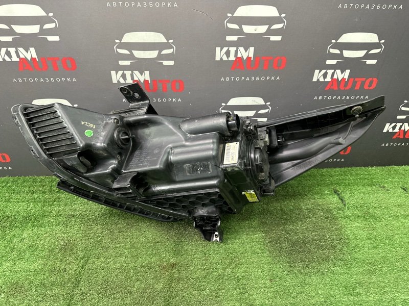 Фара Hyundai Solaris 2