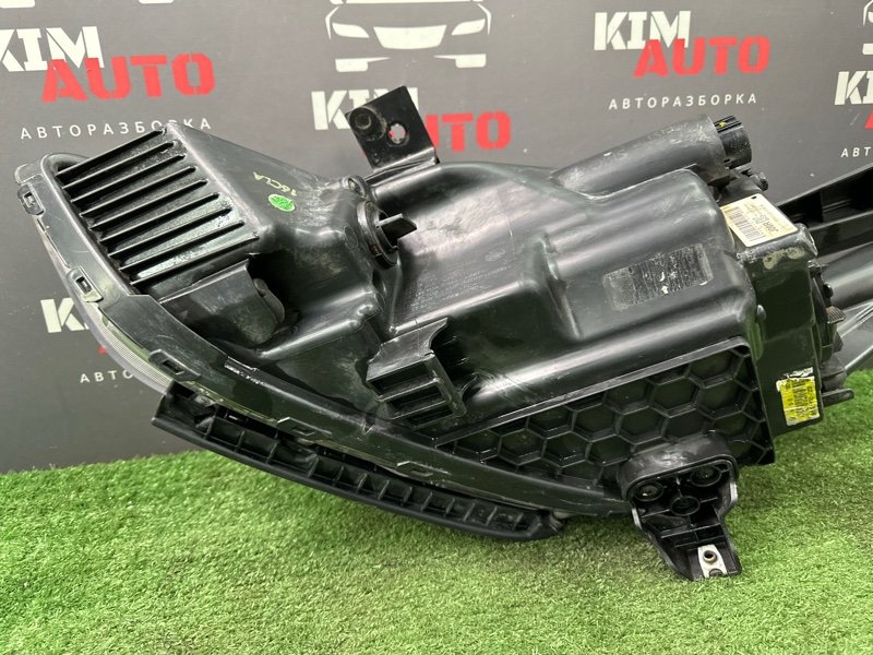 Фара Hyundai Solaris 2