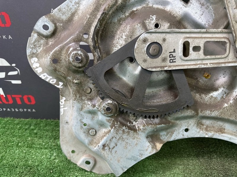 Механизм стеклоподъёмника Kia Cerato 1