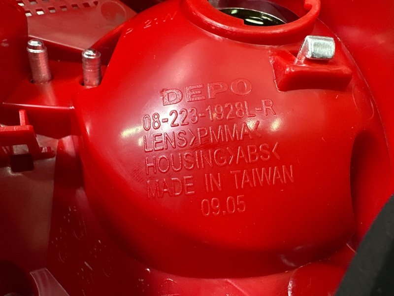 Фонарь в крыло Kia Ceed 1 ED