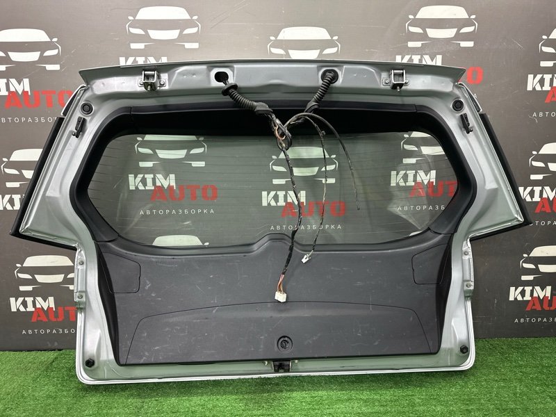 Крышка багажника Mitsubishi Outlander XL