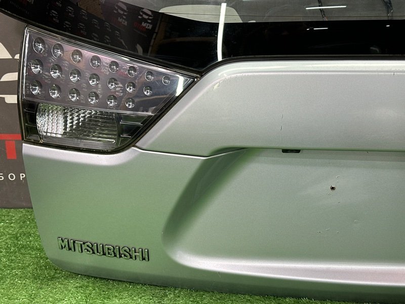 Крышка багажника Mitsubishi Outlander XL