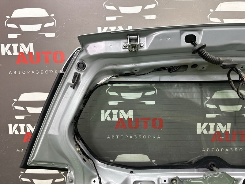 Крышка багажника Mitsubishi Outlander XL