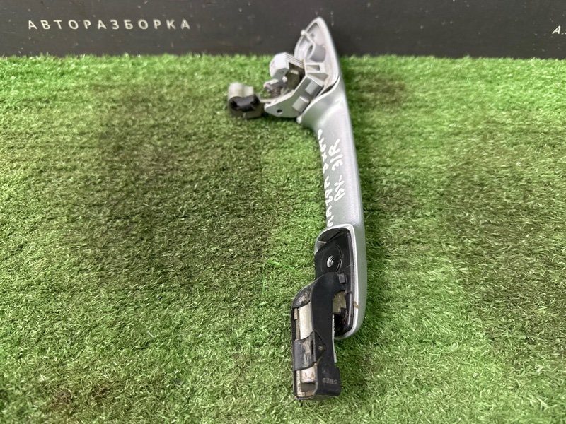 Ручка двери наружная Mazda 3 BK