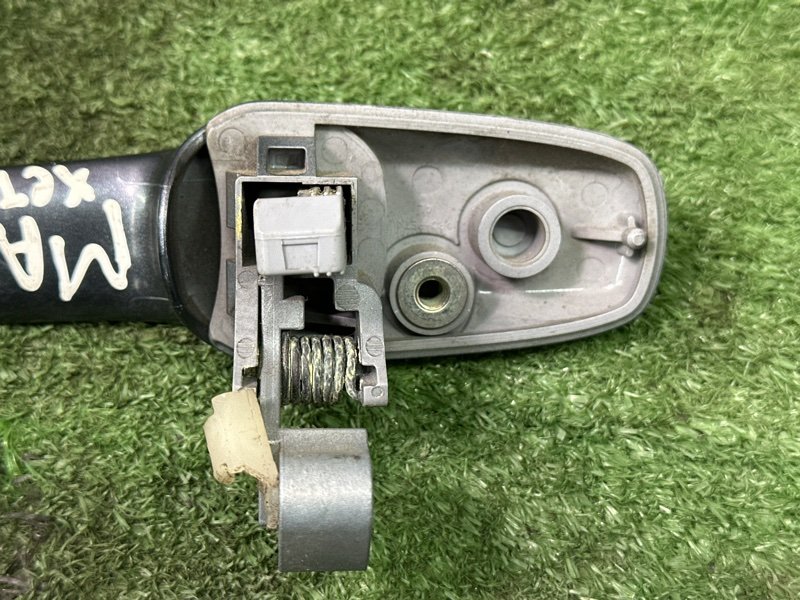 Ручка двери наружная Mazda 3 BK