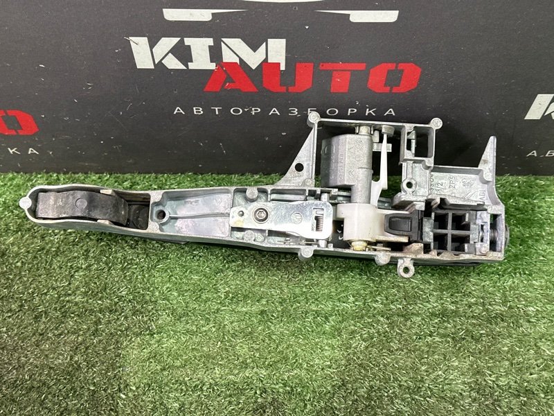 Ручка двери наружная в сборе Peugeot 308