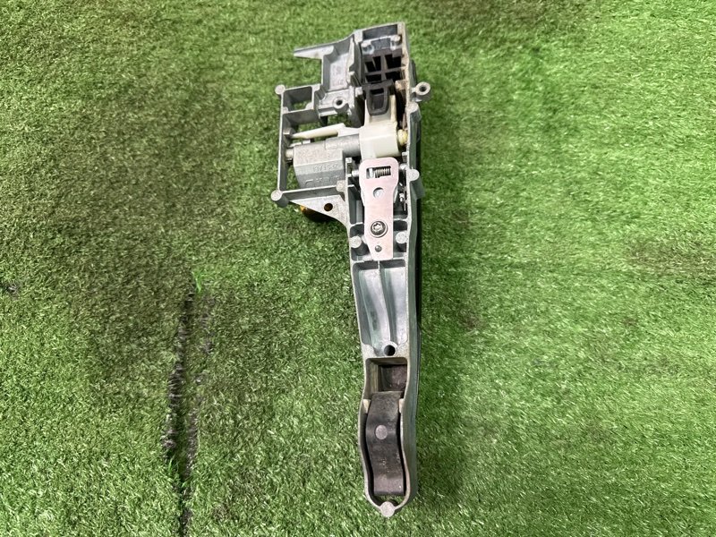 Ручка двери наружная в сборе Peugeot 308