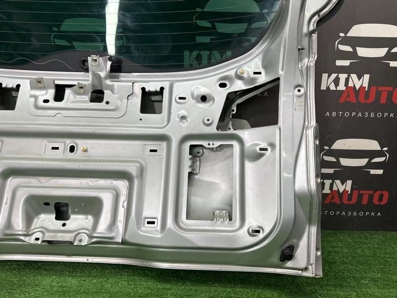 Крышка багажника Ford S-Max