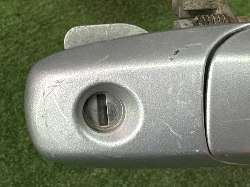 Ручка двери наружная Mazda 3 BK