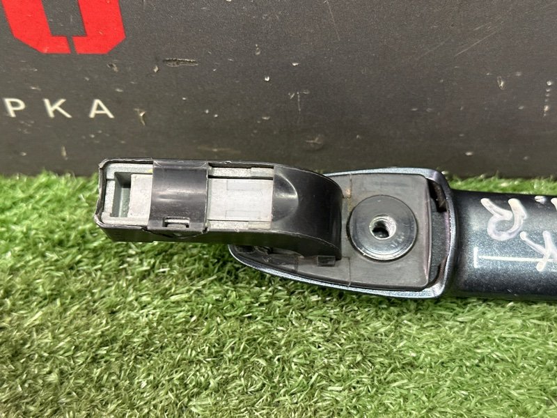 Ручка двери наружная Mazda 3 BK