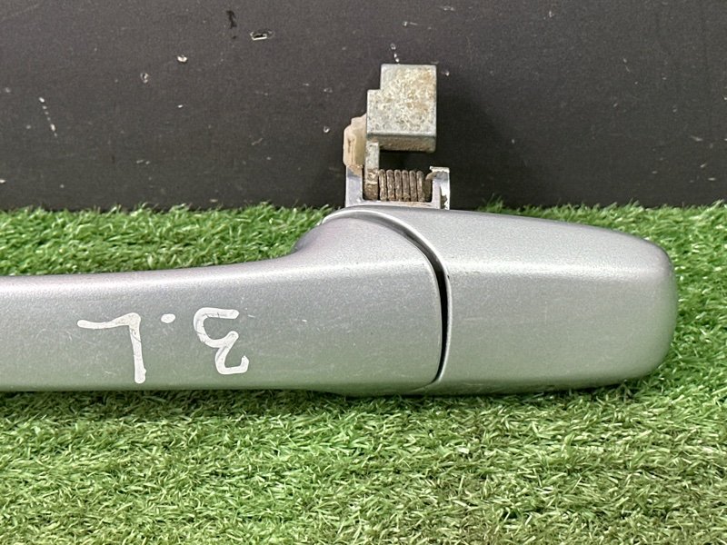 Ручка двери наружная Mazda 3 BK