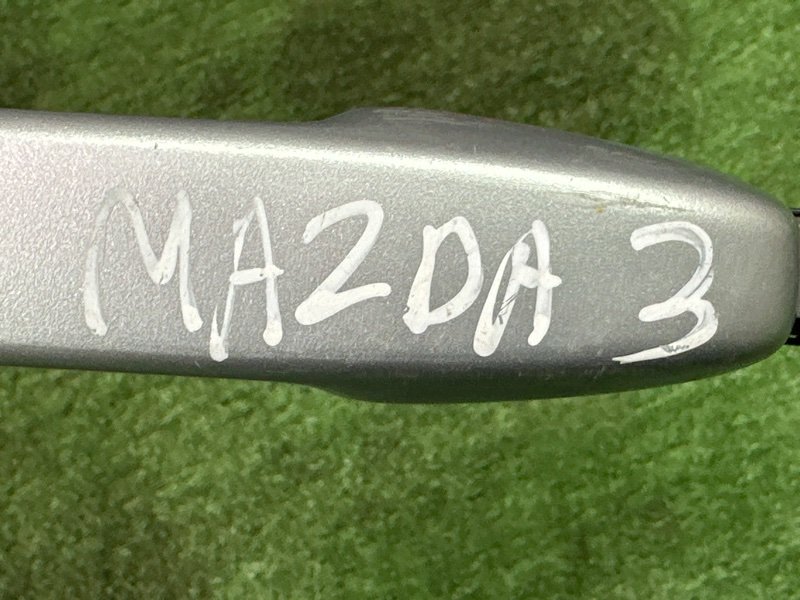 Ручка двери наружная Mazda 3 BK
