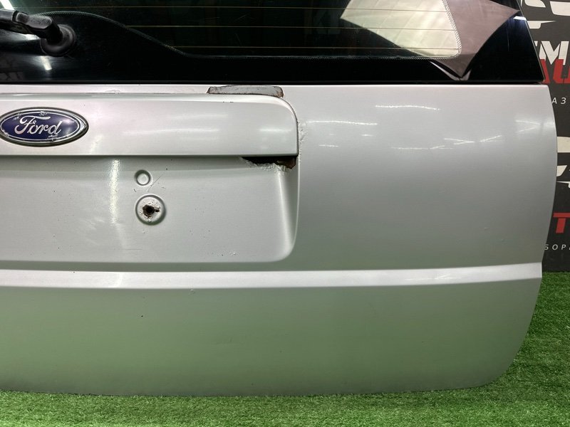 Крышка багажника Ford Mondeo 3