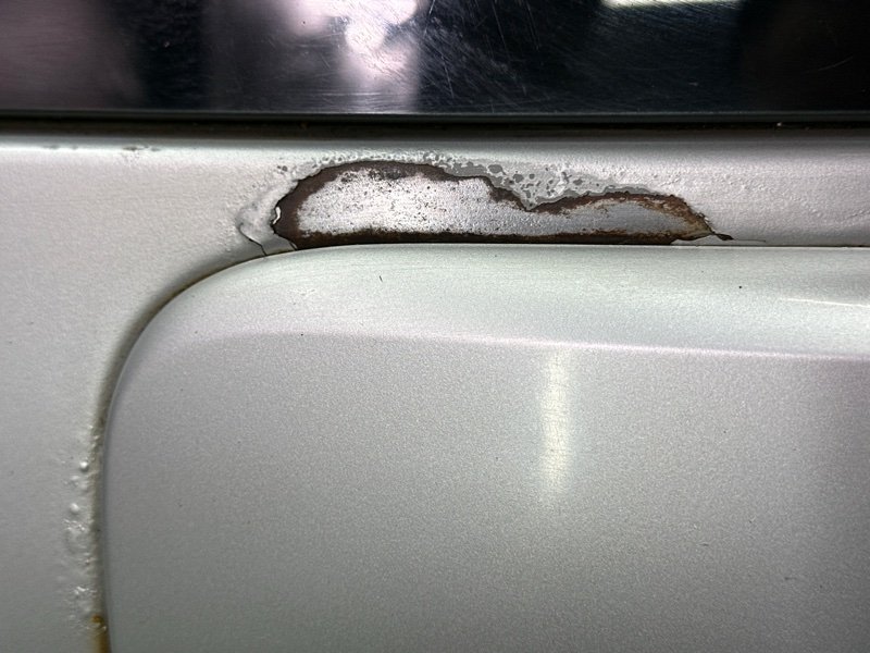 Крышка багажника Ford Mondeo 3