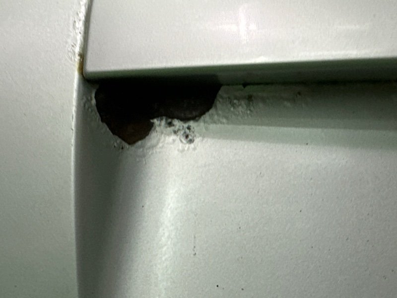 Крышка багажника Ford Mondeo 3