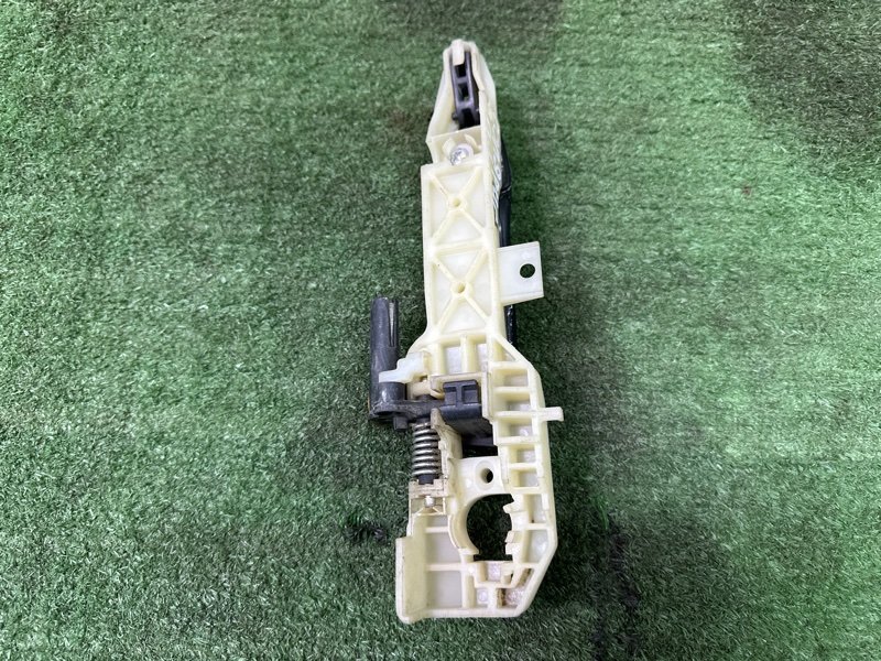 Ручка двери наружная Hyundai Solaris 1