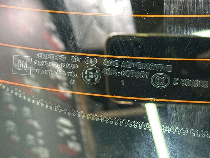 Крышка багажника Opel Astra J