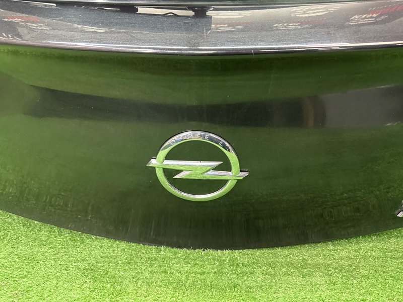 Крышка багажника Opel Astra J