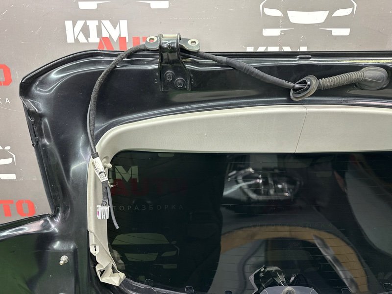 Крышка багажника Opel Astra J