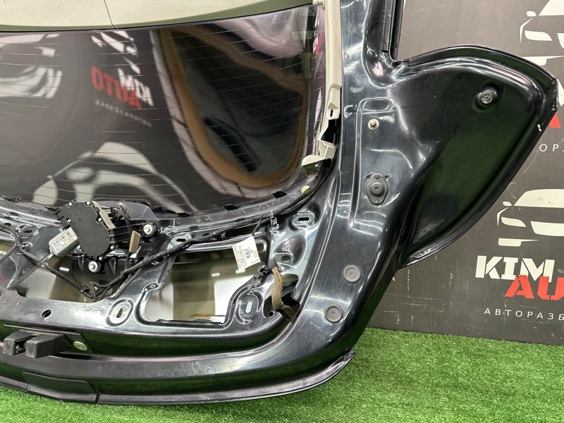 Крышка багажника Opel Astra J