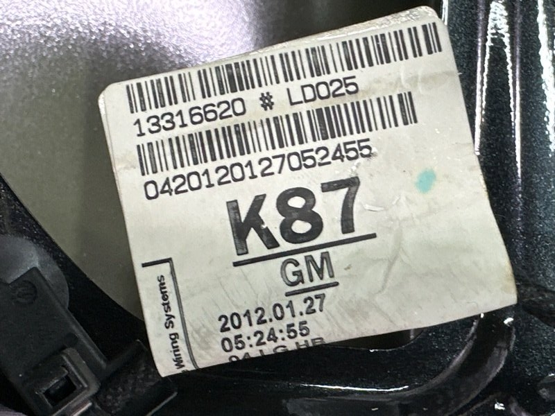 Крышка багажника Opel Astra J