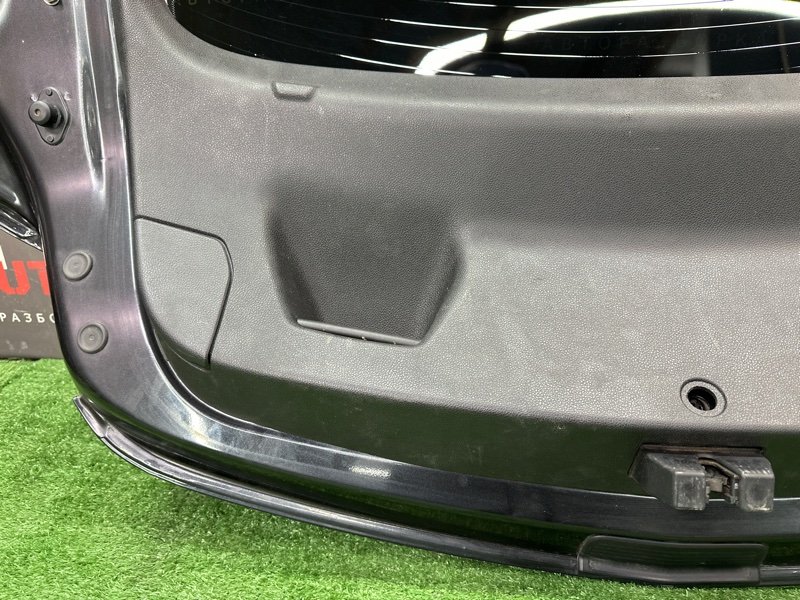 Крышка багажника Opel Astra J