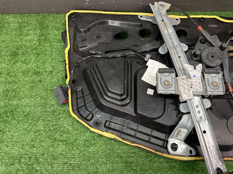 Механизм стеклоподъёмника Ford Fiesta