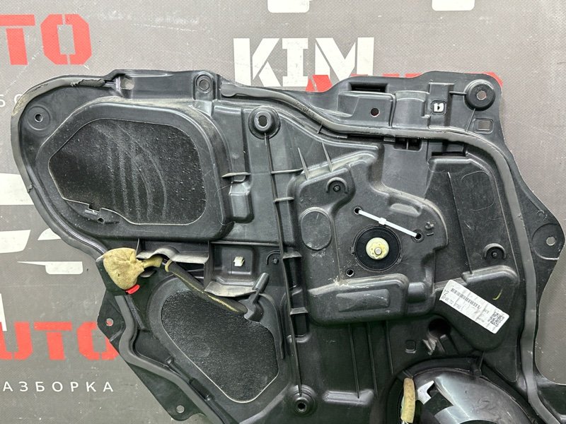 Панель двери Mazda 3 BK