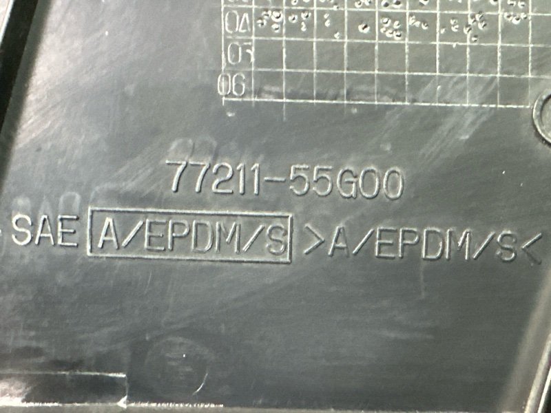 Накладка крыла Suzuki Liana