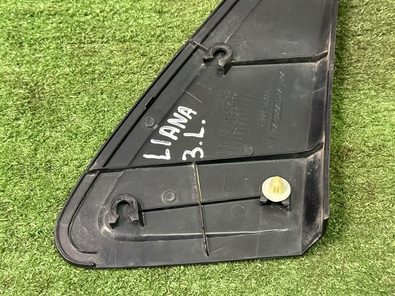 Накладка крыла Suzuki Liana