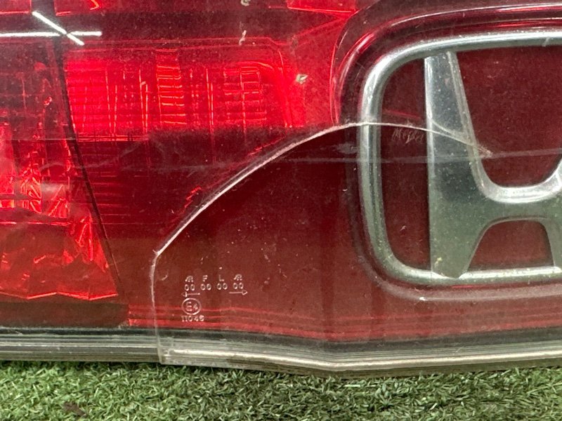 Фонарь в крышку багажника Honda Civic 5D