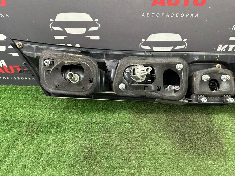 Фонарь в крышку багажника Honda Civic 5D