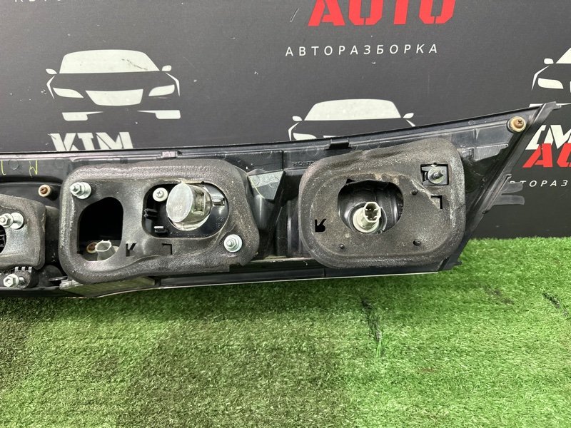 Фонарь в крышку багажника Honda Civic 5D