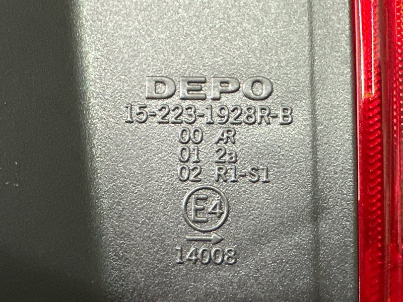 Фонарь в крыло Kia Ceed 1 ED