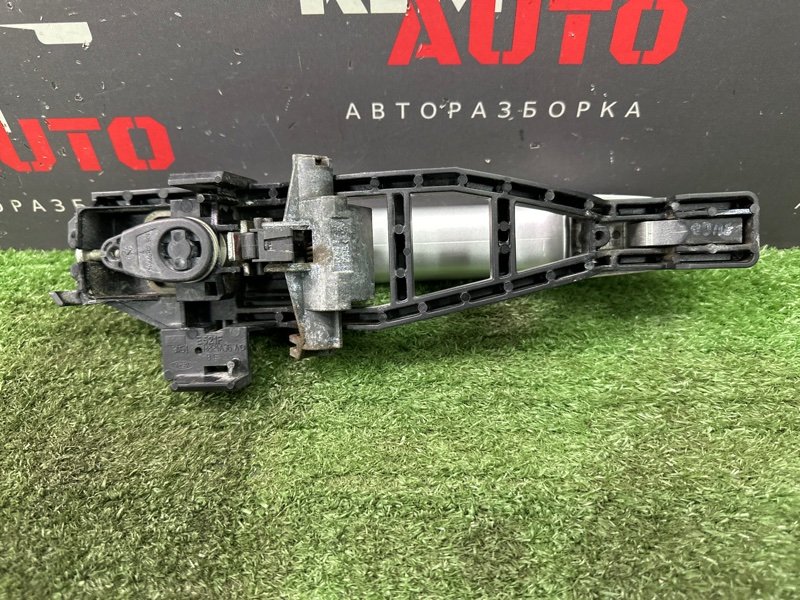 Ручка двери наружная в сборе Ford Focus 2