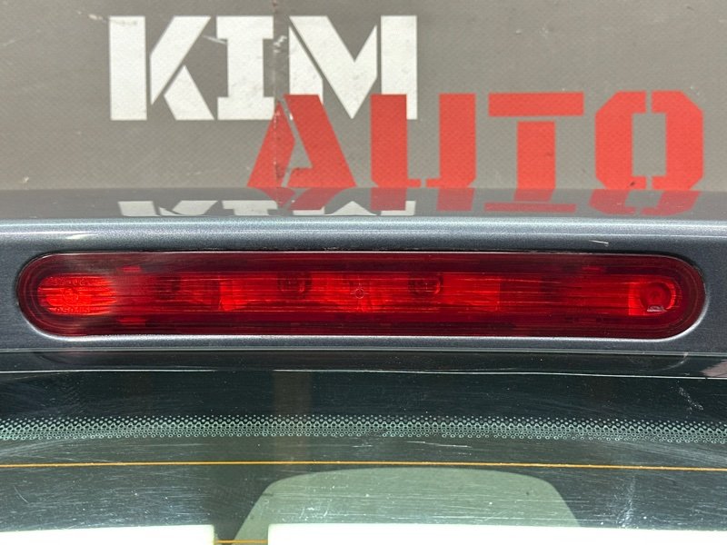 Крышка багажника Peugeot 207