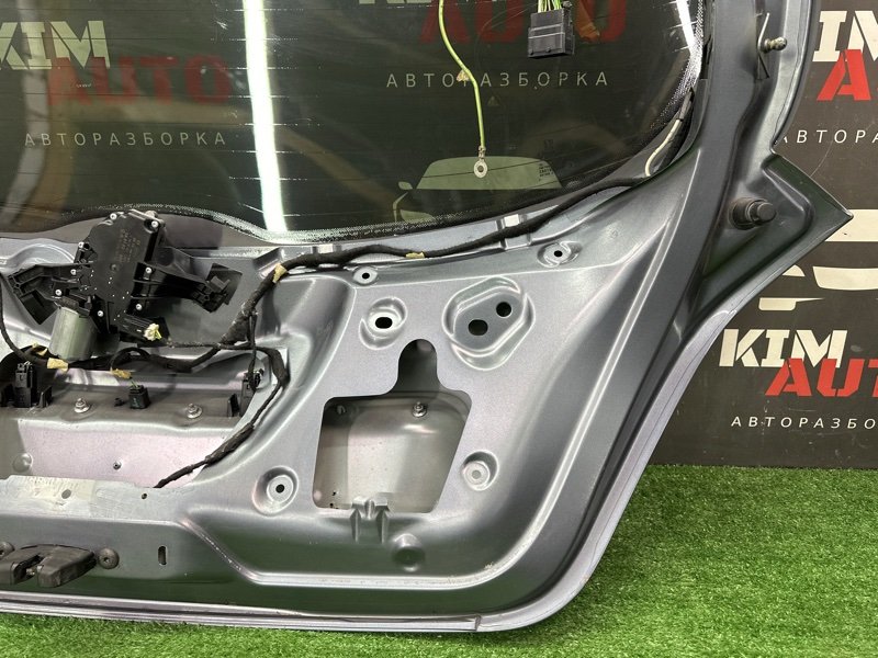 Крышка багажника Peugeot 207