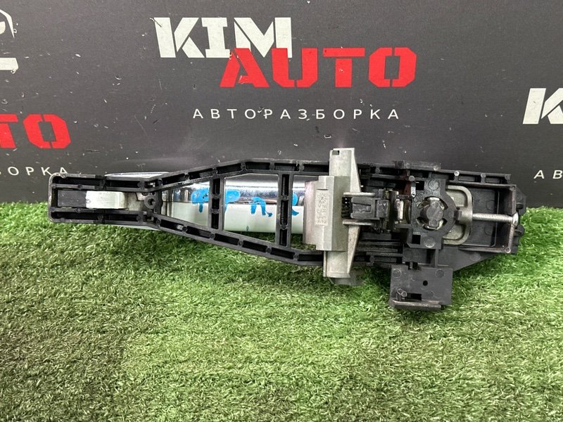 Ручка двери наружная в сборе Ford Focus 2