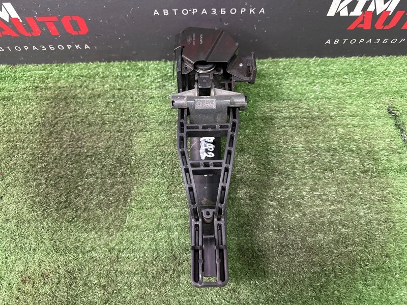 Ручка двери наружная в сборе Ford Focus 2