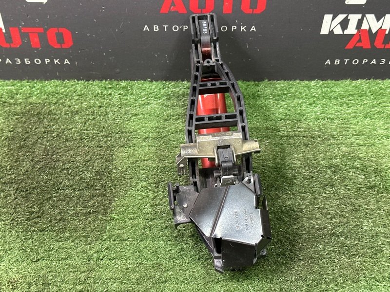 Ручка двери наружная в сборе Ford Focus 2