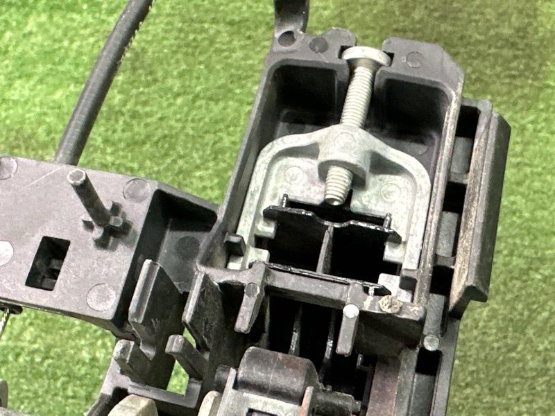 Ручка двери наружная в сборе Ford Focus 2