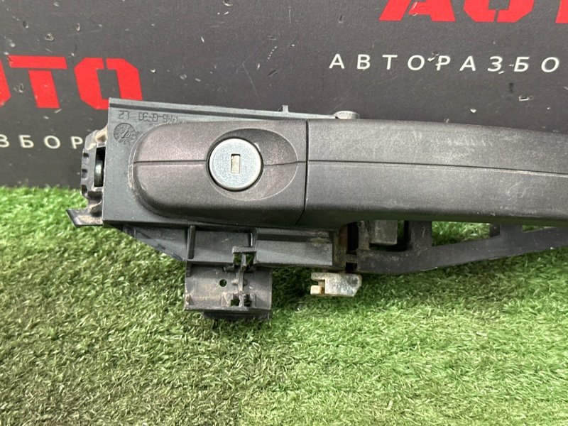 Ручка двери наружная в сборе Ford Focus 2