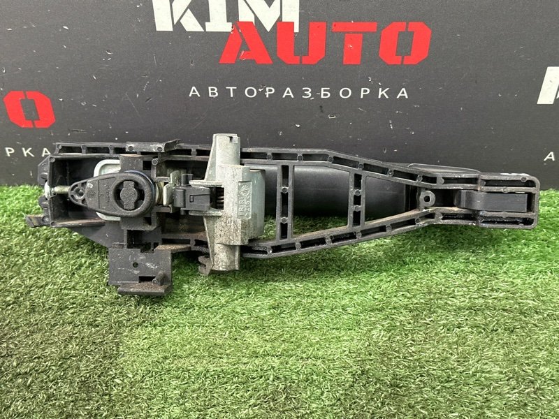 Ручка двери наружная в сборе Ford Focus 2
